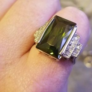Bold & Breathtaking Emerald Green Ring